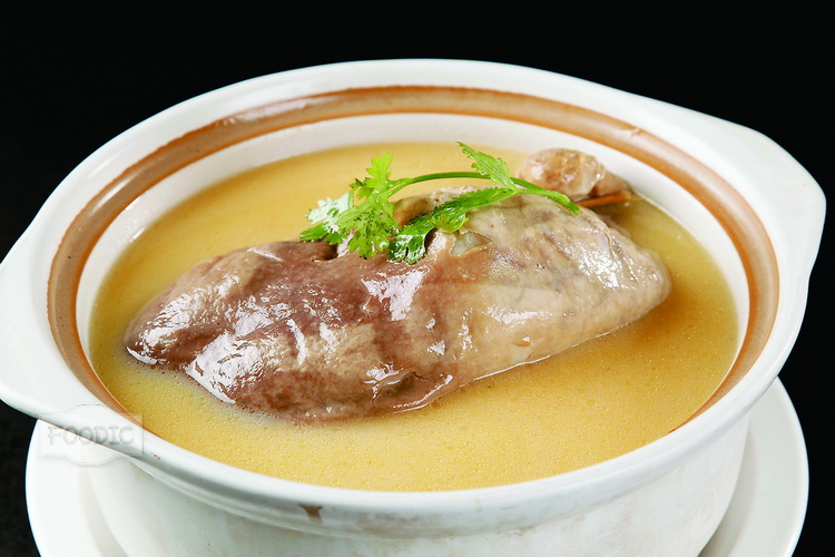 돼지위 닭백숙, 주두빠오지 猪肚包鸡