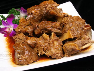 돼지뼈찜, 뚠 챵구 炖腔骨