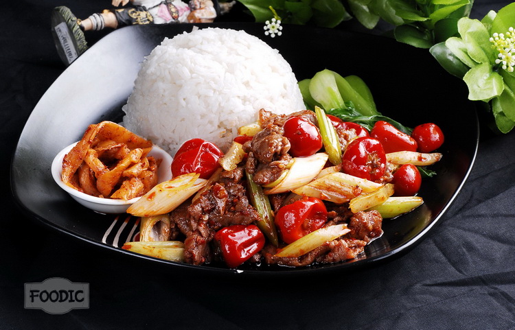 소고기덮밥, 뉴로 까이판 牛肉盖饭