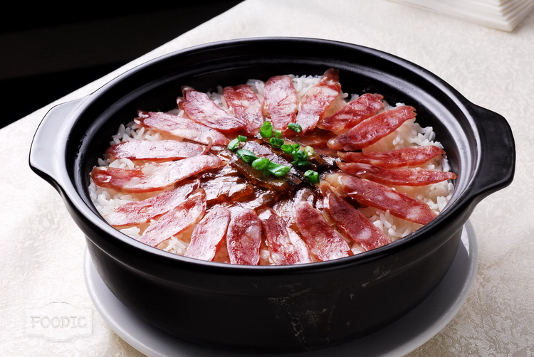 전통소시지 솥밥, 라웨이 바오자이판 腊味煲仔饭