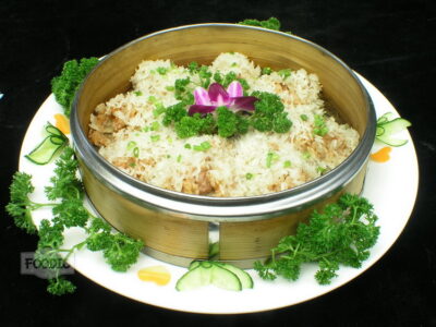 연잎찹쌀갈비찜, 허샹 눠미 쩡 파이구 荷香糯米蒸排骨