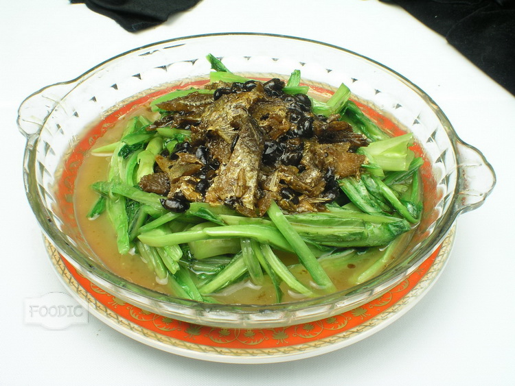 진흙잉어조림캔 유맥채, 또우츠 링위 요마이차이 豆豉鲮鱼油麦菜