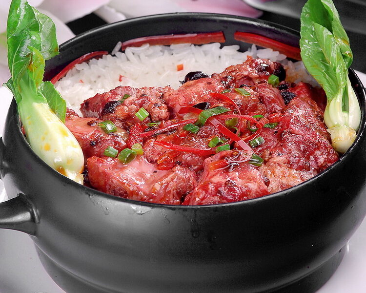 발효콩 갈비솥밥, 츠샹 파이구 빠오자이판 豉香排骨煲仔饭