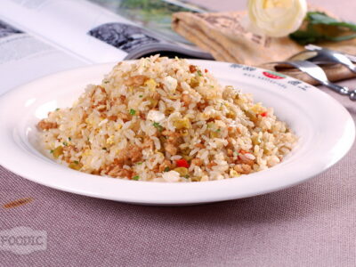 껍질콩절임 돼지고기 볶음밥, 솬또쟈오 로모 차오판 酸豆角肉沫炒饭