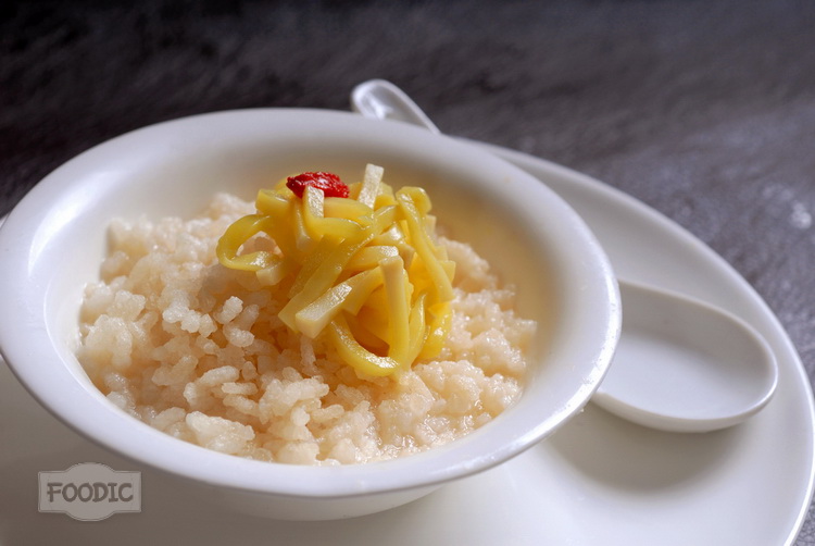버섯국밥, 예쥔 파오판 野菌泡饭