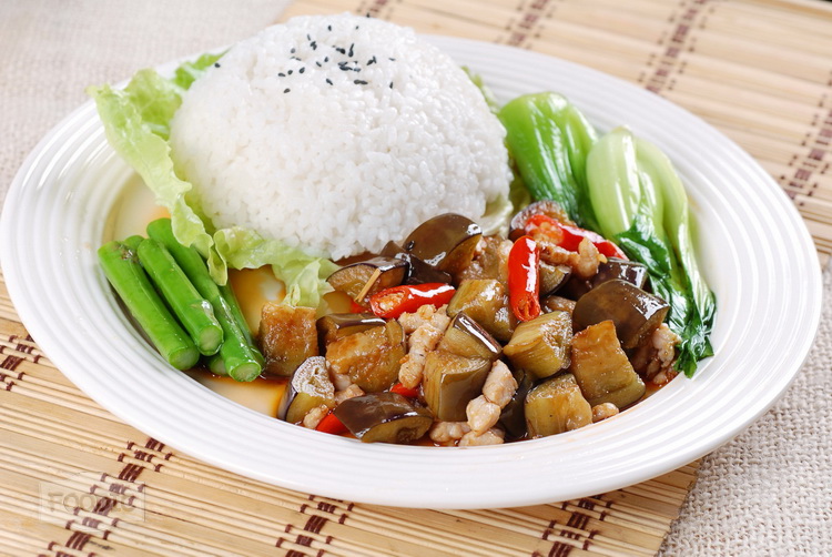 매운 가지밥, 샹라 쑤이로 체즈판 香辣碎肉茄子饭