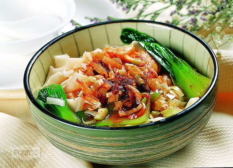 요포처멘 油泼扯面