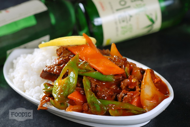 소고기비빔밥, 뉴로우 빤판 牛肉拌饭