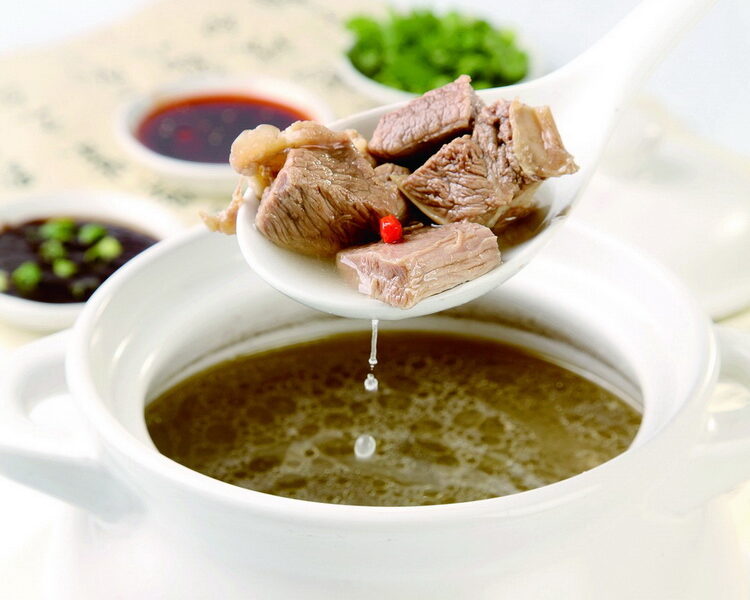 소고기국, 뉴로탕 牛肉汤